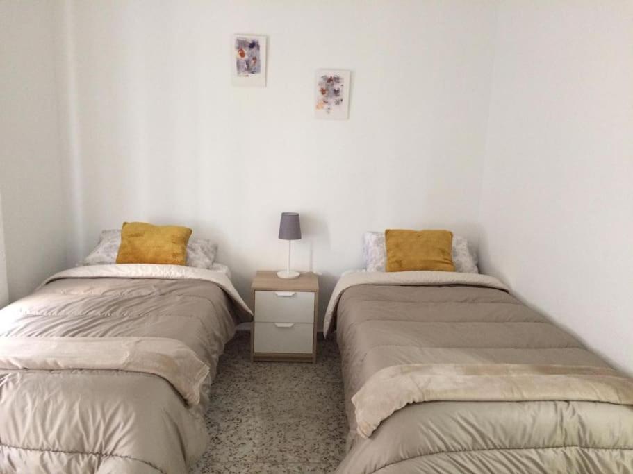 Apartamento Amplio Y Luminoso Plaza America, Wifi Apartment Аликанте Екстериор снимка